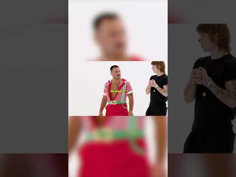 Day 17 of Poppies Christmas! I want a bike with pegs for Christmas