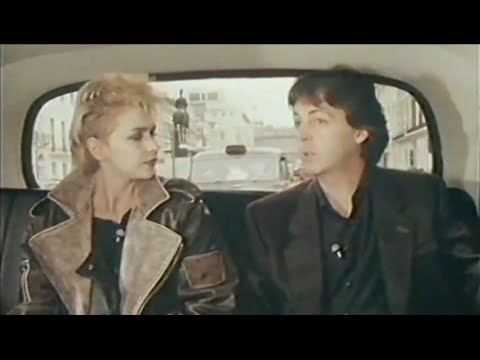 Paul McCartney Interview on "The Tube" Lesley Ash. December 1983