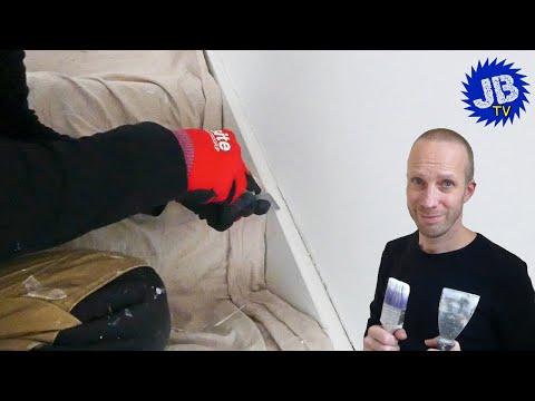 How to fix cracks along your staircase skirting and wall - Step by step