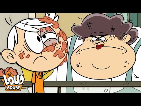 Lincoln vs. The Lunch Lady 🍝 | “Diss The Cook” Full Scene | The Loud House