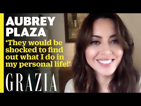 Aubrey Plaza Talks Crying On-Set Of 'Parks and Recreation', Fan Encounters & Black Bear