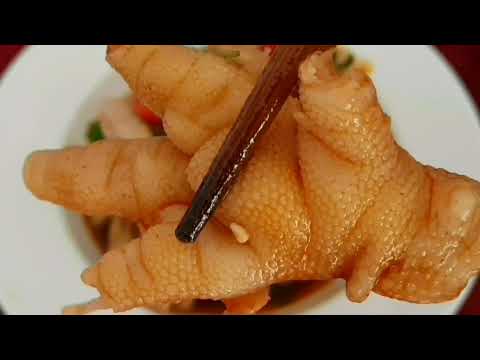 凤爪去骨，掌握小窍门4斤鸡爪10分钟搞定，个个完好无损。