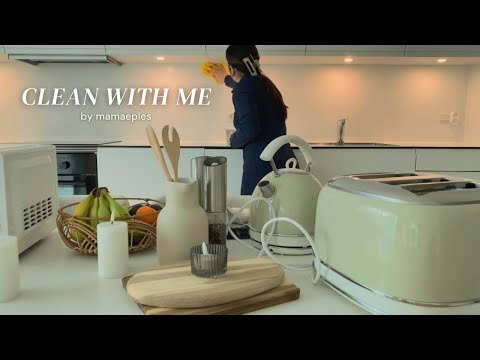 Silent & Cozy Clean With Me 🍃​🏠​ Minimalist Apartment Reset | Cleaning Motivation Vlog ✨​