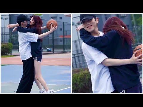 He Falling In Love With His Classmate/Shy Love/Cute Couple/High School Love Story❤️