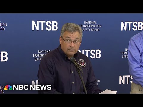 Officials summarize audio inside cockpit before crash at LaGuardia