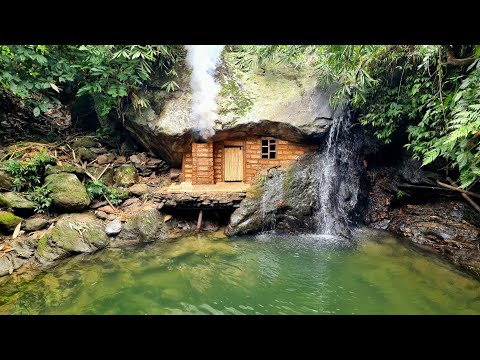 Building Complete Survival Bushcraft Shelter under big rock / King Of Satyr