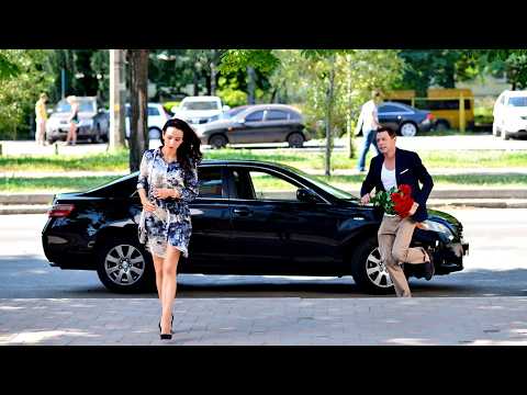 КАЖДАЯ ИЗ НИХ ХОЧЕТ ЗАБРАТЬ СЕБЕ ЛУЧШЕГО! Лирическая мелодрама. Женщина его мечты