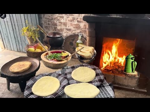 الطبخ تحت المطر في الريف | دوبارة بسكرية ومطلوع جزائري 🍂🇩🇿 village lifestyle 