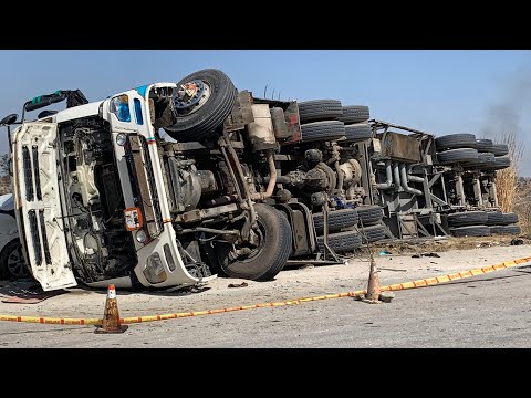 Top 3 Emergency Accidental Truck Repair In Road || Complete Destroyed Truck Fully Repairing