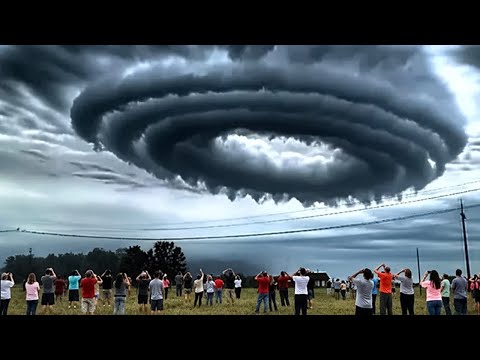 70 Strange Things Happening in the World Right Now [Camera-Captured Edition]