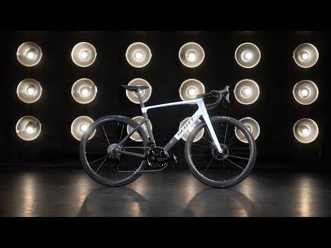 Building the NEW 2025 SCOTT Addict RC Pro