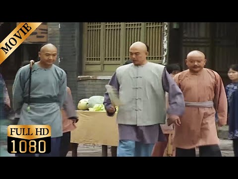 Ji Xiaolan's trio travels and laughs at the human condition."