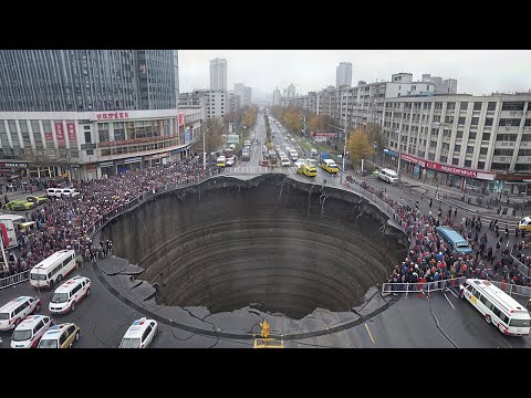 Riesen-Sinkloch in China ausgetrocknet: Was sie unten fanden, schockierte die Welt