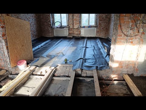 Десять лет надёжной стяжки в старом фонде Санкт-Петербурга. И конечно демонтаж. Август 2025