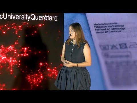 La realidad detrás de tu clóset | Ofelia Muñoz | TEDxAnáhuacUniversityQuerétaro