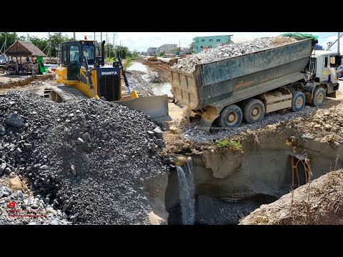 AMAZING New Starting It's Project! Land Huge In Long Canal Was Deleting With Truck 25t Dump & Dozer