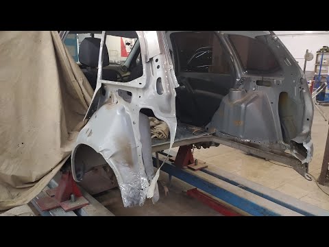 Меняем половину задка на Гранте FL.