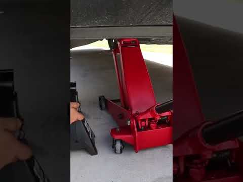 Hydraulic floor jack restoration #shorts #restoration #tools