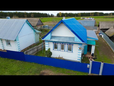 Life in a dying village in Russia, with only one street and a few houses, no shops or schools