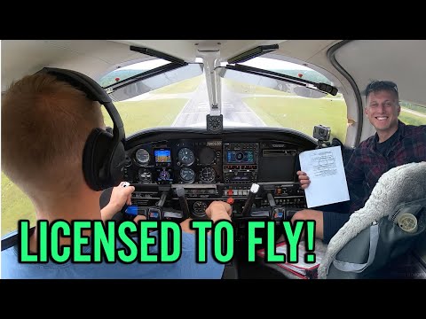 InTooDeep goes UpTooHigh - I Got My Pilots License!