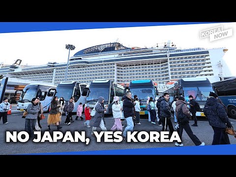 Chinese tourists flock to South Korea ahead of Lunar New Year holiday