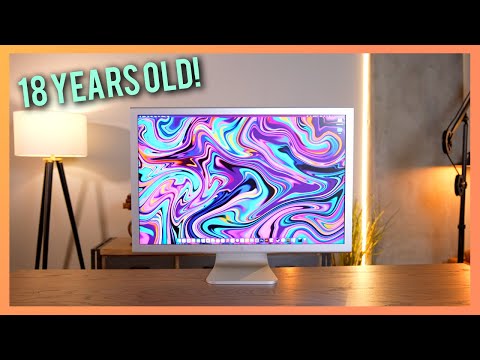 The Pro Display XDR from 18 years ago!