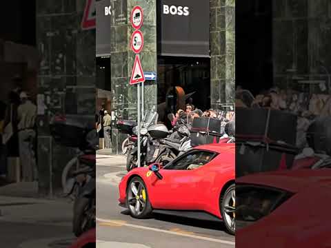 🇮🇹 Dolce Vita #lifestylemilano #streetstyle #fashionweek #fashion #trendy #streetfashion