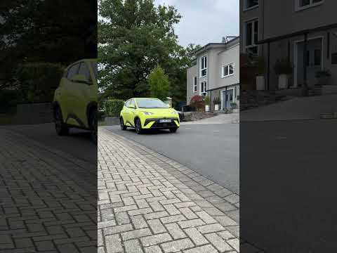 Sie hören mich schon von Weitem…👀#auto #byddolphinsurf #elektroauto @stromr.garage