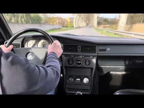 1988 Mercedes 190e 2.3-16 Driving (Interior view)
