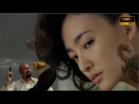 Beautiful girl kills gang boss after arms deal fails