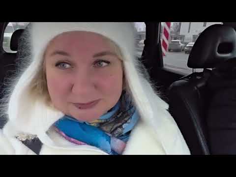 Пятница, крутимся, как белки в колесе перед Новым годом.