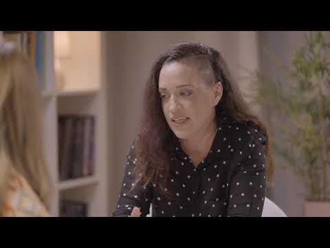 פתוח עם אפרת ברזל: מה היא מאניה פסיכוטית? ואיך זה קשור לדיכאון עמוק?