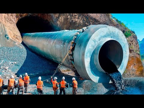 Canada Cut the Mountain Surface and Put Tons of Oil Inside, a Year Later It Changed Everything