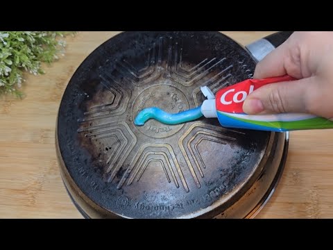 Clean Your Burnt Pan and Leave It Like New in 2 Minutes with This Magic Mixture
