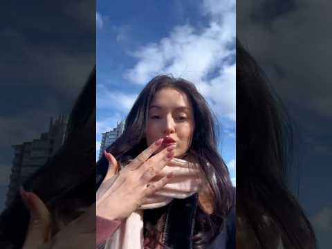 Let’s get glass nails! 💅🏻🌸