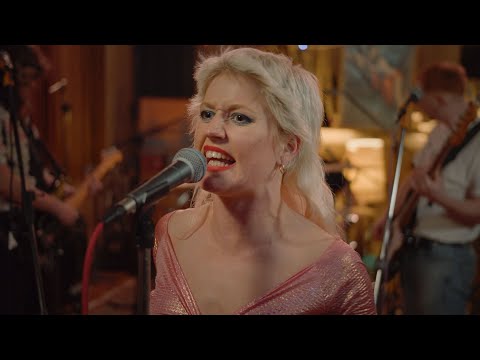 Amyl and The Sniffers - Full Performance (Live on KEXP at Home)