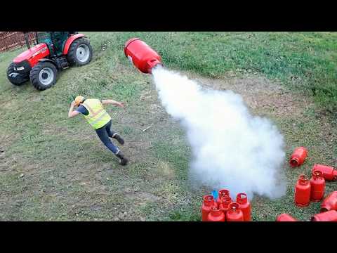 Most Ridiculous Worker Mistakes Caught on Camera