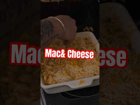 This Mac and Cheese Has No Business Being This Creamy