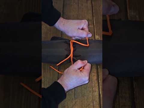 Using the slipped constrictor knot to bind things and quick release