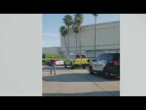 Man stabs woman, shoots self at International Mall, police said