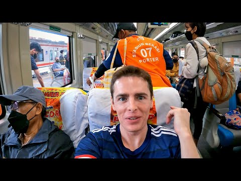 $10 Executive Class Train in Indonesia 🇮🇩