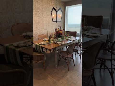 No detail was spared in Steve McKenzie's Atlanta high-rise condo! 🖼️✨