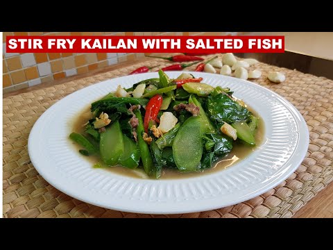 Stir Fry Kailan with Salted Fish | Kailan Ikan Masin 🥬🐟