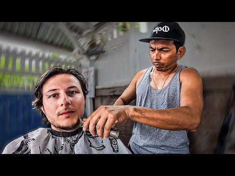 Honest Barber Gets Reward in Philippines 🇵🇭