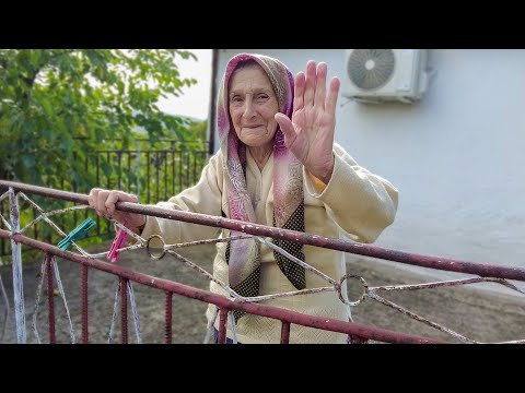 NENA NURA - na pragu 100-te, a PJEŠICE obiđe po nekoliko sela!