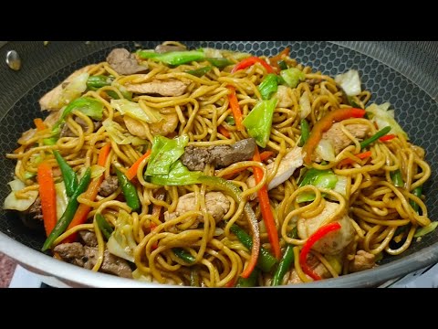 HINDI KO INAKALA NA MAS MASARAP PALA ANG GANITONG PAGKAKALUTO SA PANCIT CANTON GUISADO ! UBOS AGAD!