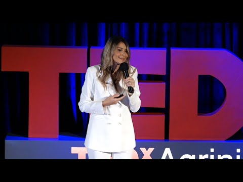 Όρια και κρίσεις. Τι μας έμαθε η πανδημία; | ΑΝΝΑ ΚΑΝΔΑΡΑΚΗ | TEDxAgrinio