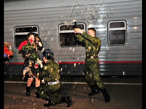 Николай и Олеся г.Вязьма. Дембель 2014. Встреча из армии. Предложение руки и сердца.