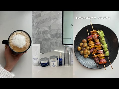 MONDAY VLOG: Indigo, Day in the Life as a Nursing Student, Coffee Recipe + Healthy Dinner Inspo