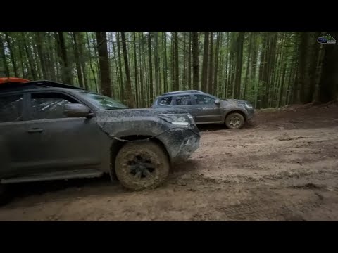 2021 Toyota Land Cruiser VS Dacia Duster Extreme Mud Off Road